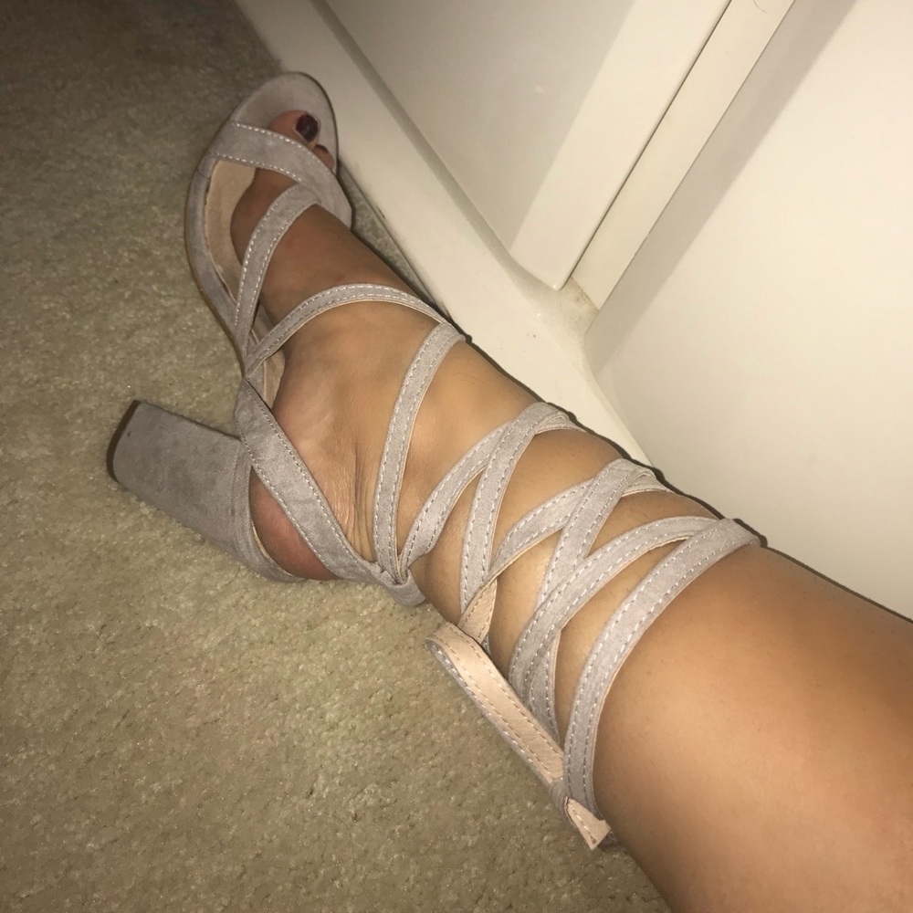 Billini Light Gray Tie-Up Heels Worn Twice!